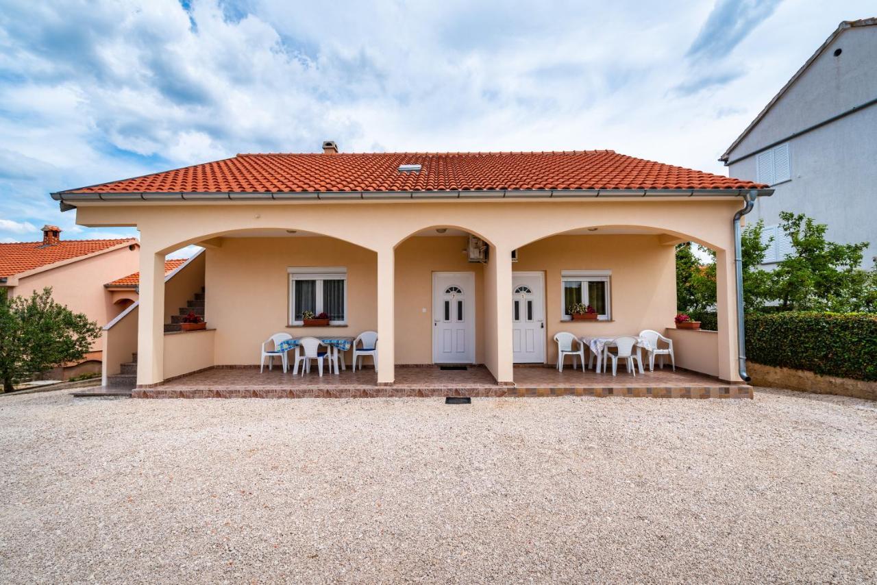 Apartment Culina Pridraga Esterno foto